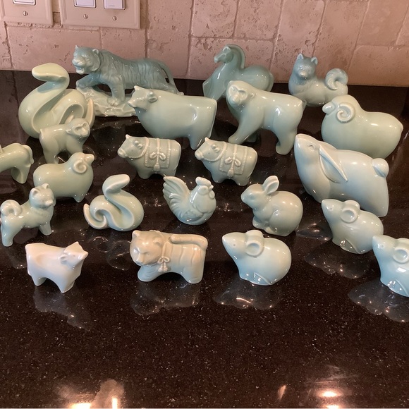 Vintage Japanese Artdeco shadow blue glaze celadon figurines collection 22 piece